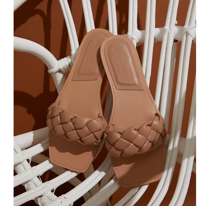 [7.7 Boombastis Sale⚡] - SANDAL WANITA STS011 FLAT WOVEN SANDALS PREMIUM IMPORT