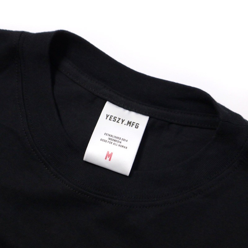 YESZY.MFG Tshirt Black Ancient F. Multicolor