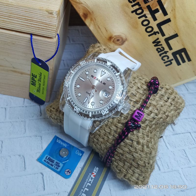 jam tangan wanita tali karet putih  snille + gelang dadu