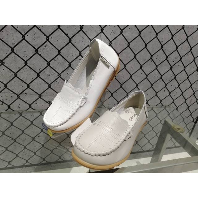Sepatu Kulit Wanita Homyped LNT 1902