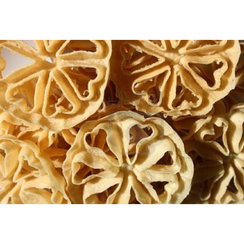 

kue kembang goyang home made