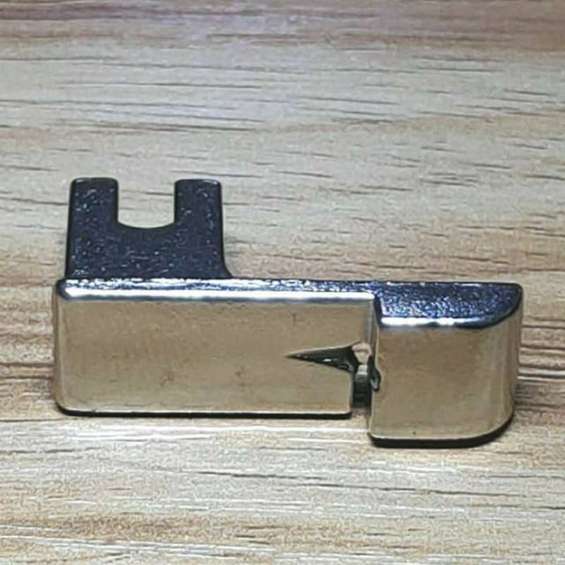 P50 Butterfly Sepatu Kerut / Rempel Mesin Jahit Hitam Klasik