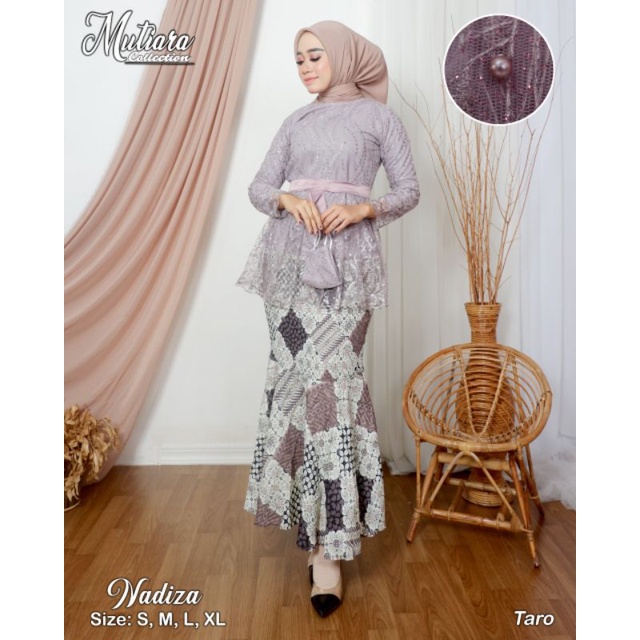 KEBAYA ORIGINAL//BLOUSE NADIZA//By Mutiara Collection