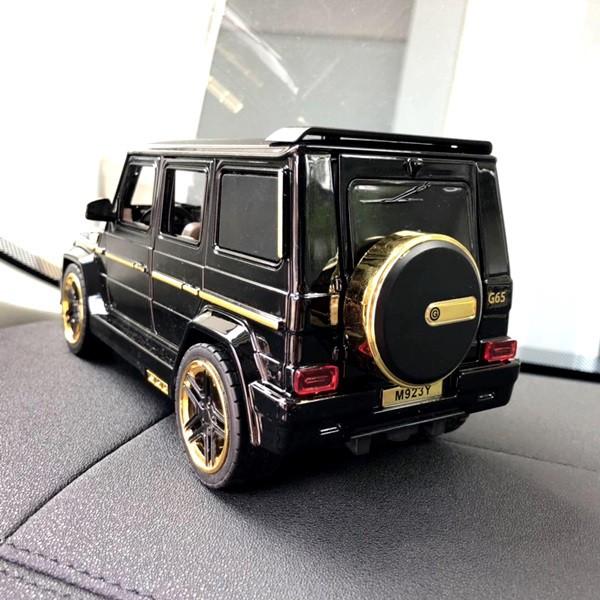 Pajangan Limited Edition BRABUS MERCEDES BENZ MERCY G-CLASS Miniatur Parfum Parfume Pewangi Mobil