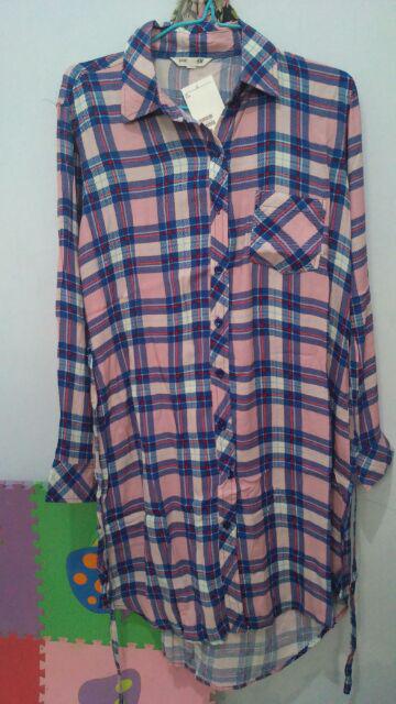  H M  flanel hijau kemeja wanita women Hnm basic shirt 