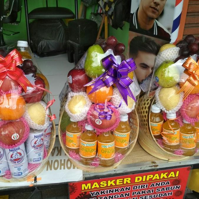

Parcel Buah Plus Minuman Vitamin Raysandi67
