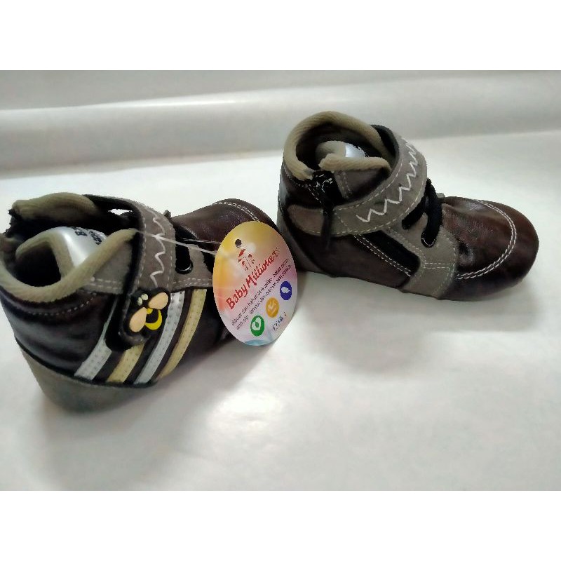 Sepatu anak laki laki Pre-walker/ sepatu baby millioner