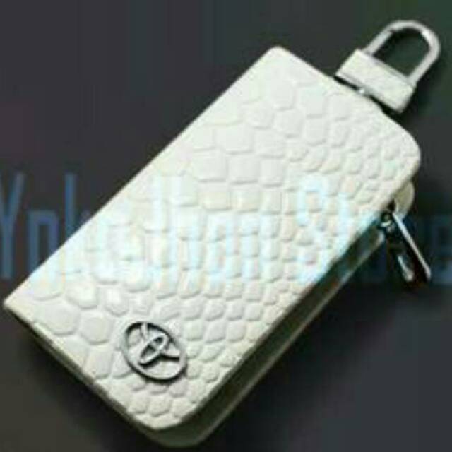 Gantungan Kunci Mobil Kulit Toyota