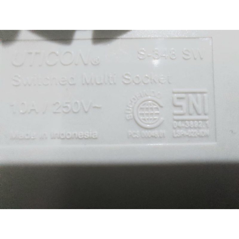 Uticon stop kontak 3 in 1 S348SW / uticon stopkontak 3-in-1 saklar switch on off