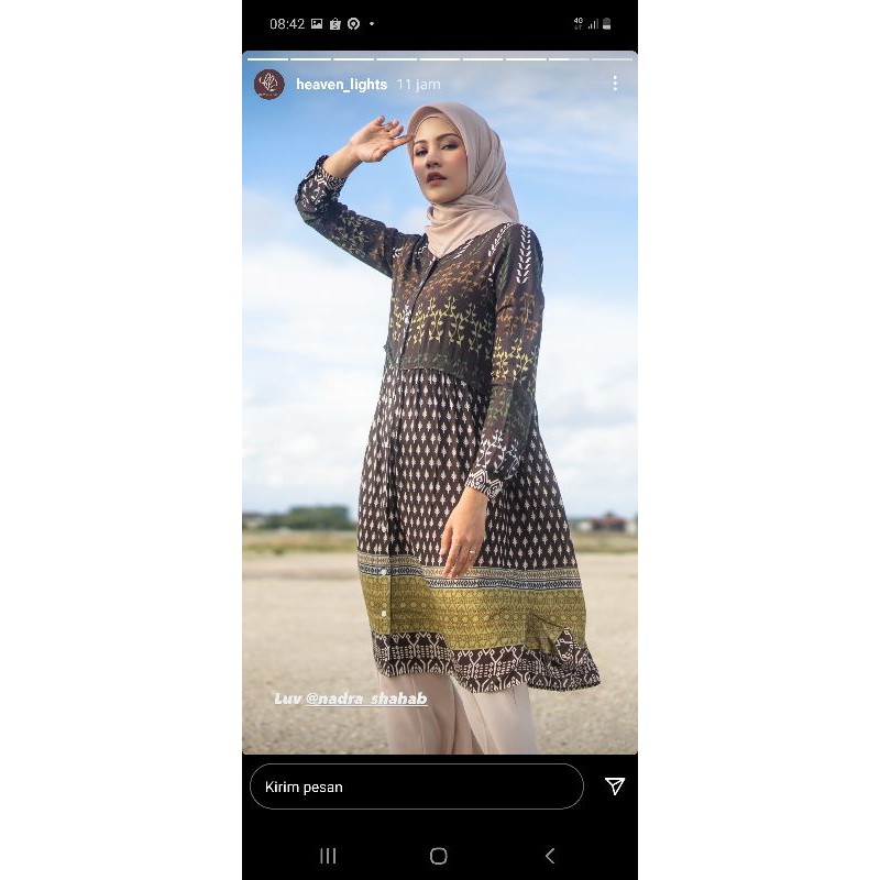 HAFSA TUNIK by Heaven Lights