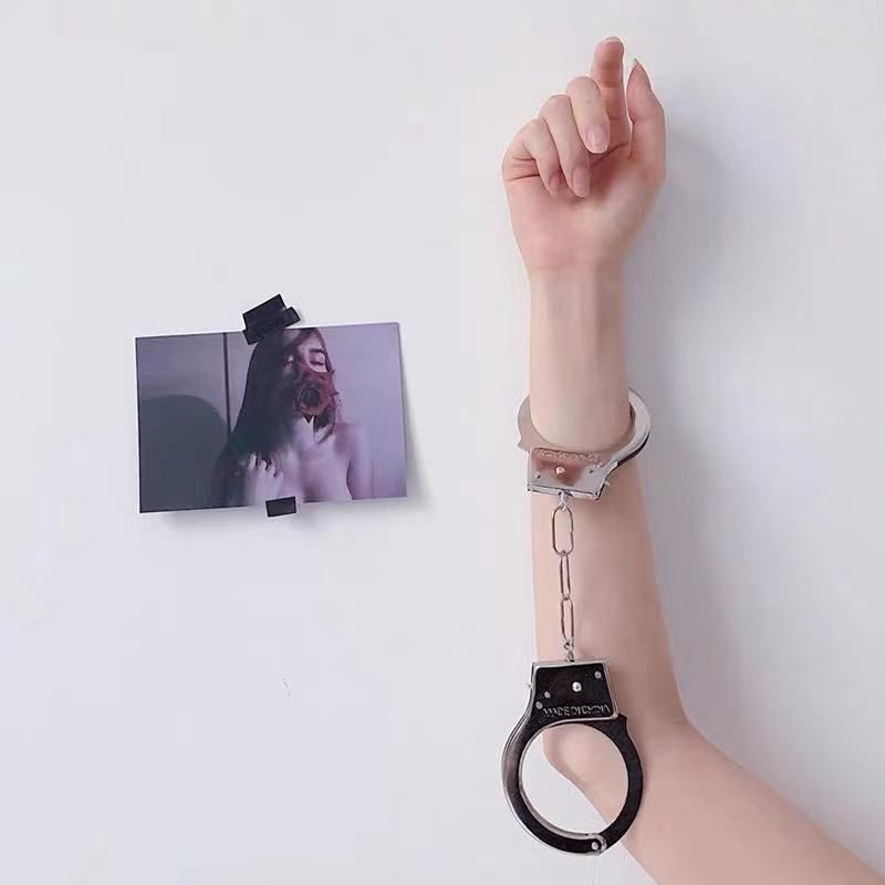 Borgol Tangan Mainan Prank Stainless Steel Handcuff + Kunci