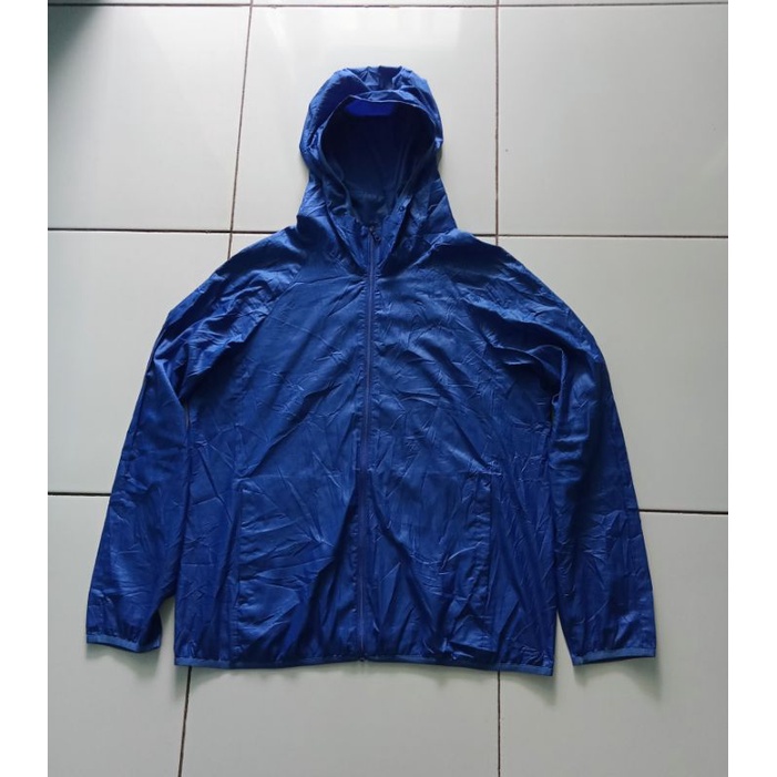 Jaket hoodie Uniqlo parasut original