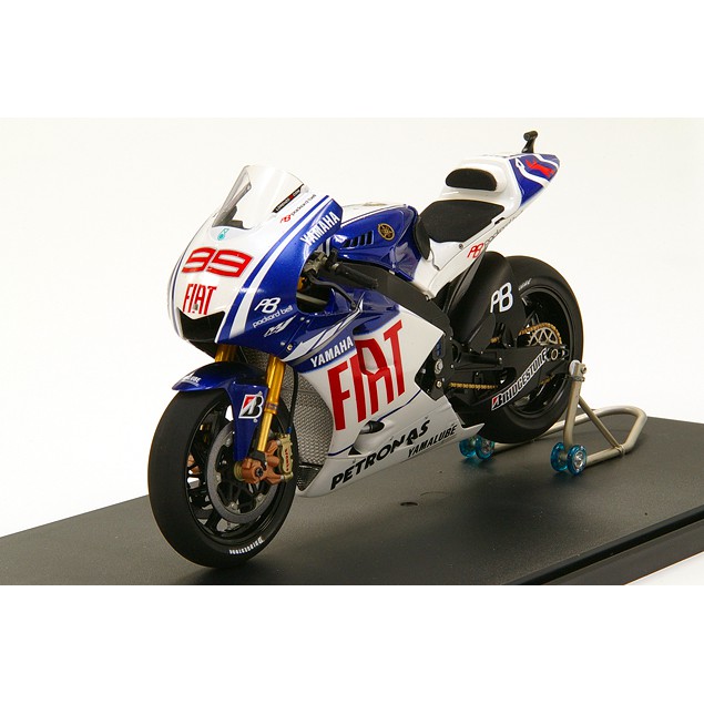 BARU YAMAHA YZR-M1(2009) - JORGE LORENZO NO.99 1/18 NEWRAY