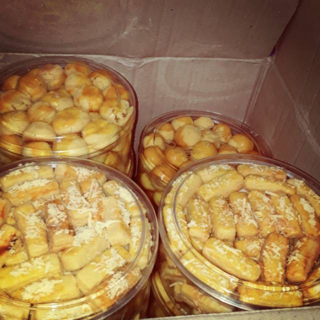 

Nastar,putri salju,kastengel
