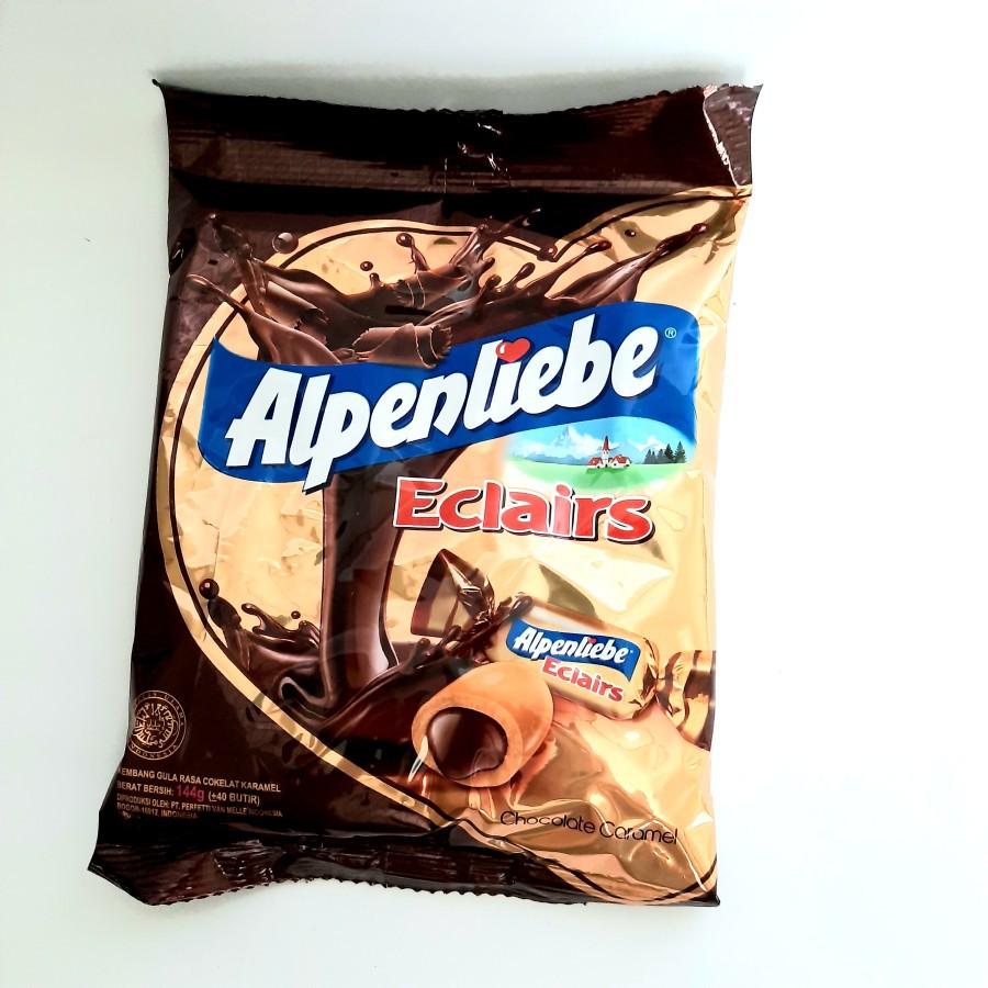 

Permen Alpenliebe Eclairs Chocolate Caramel 144g ( +/- 40 butir )