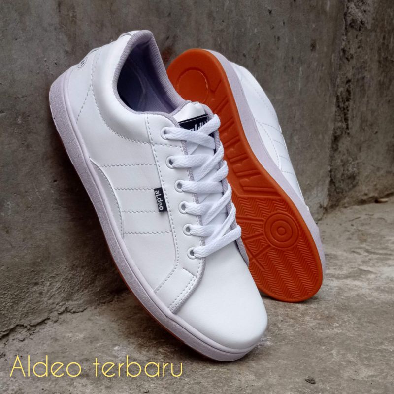 Sepatu Sneakers Pria 2022 Putih Polos Aldeo Kekinian Terbaru Original Asli Buat Gaya Keren Laki Laki
