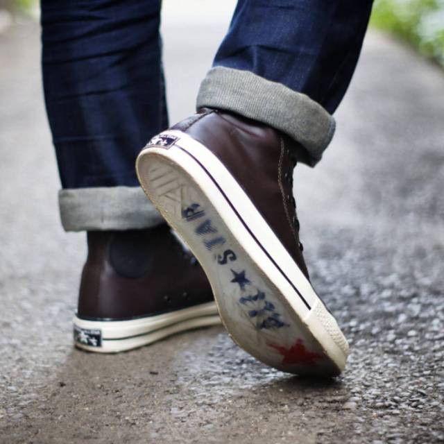 chuck taylor 70 brown