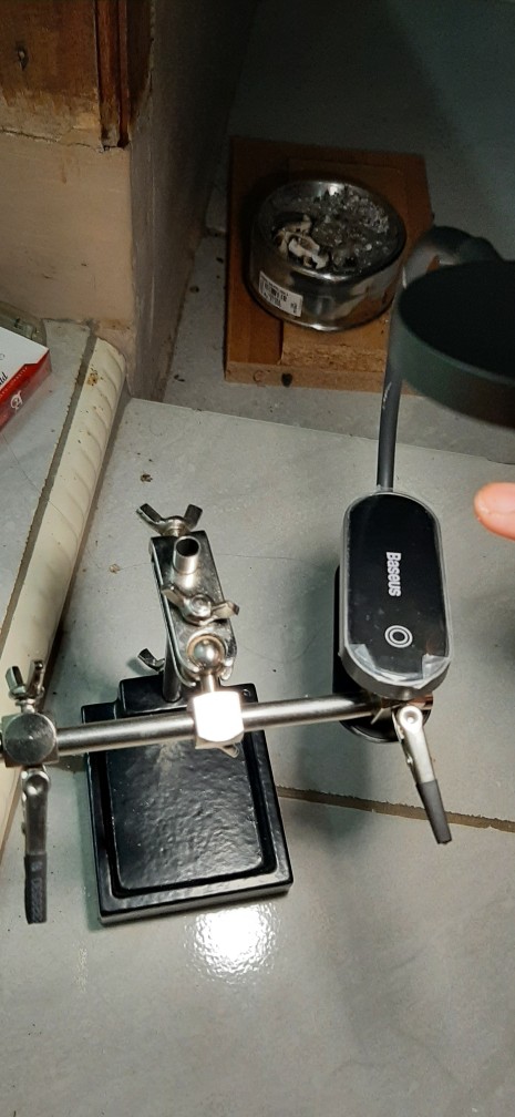 Pegangan Solder / Helping Hand Dekko Zd-10h