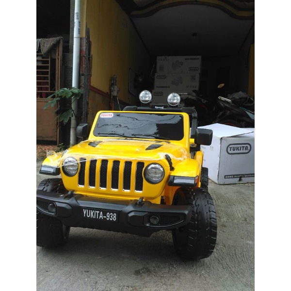Mobil Aki jeep Police Yukita 938