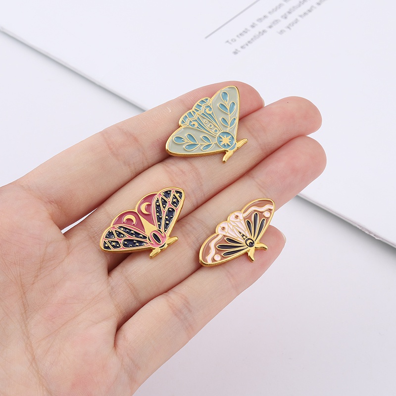 Colorful Moth Butterfly Enamel Pins Cute Butterfly Brooch Lapel Pin Badge Cartoon Insect Jewelry Gift