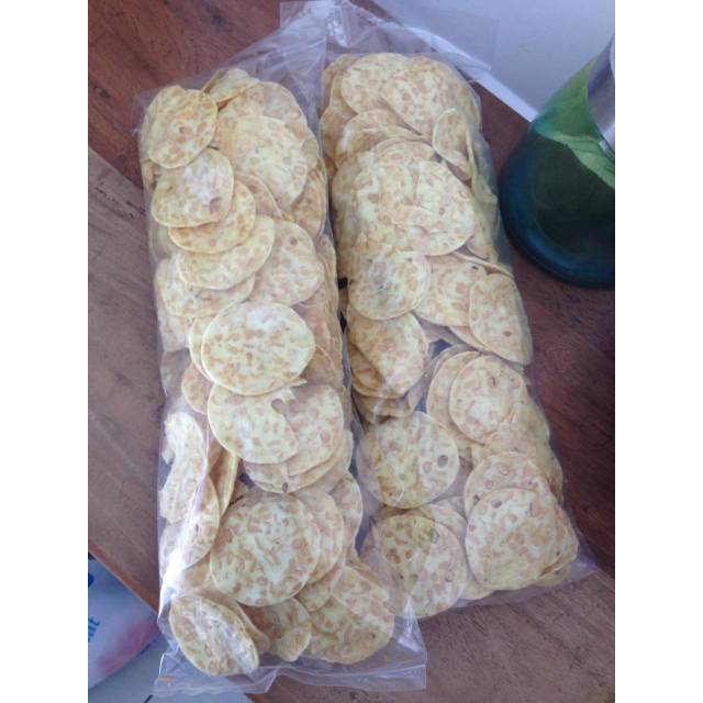 

Kripik tempe sagu