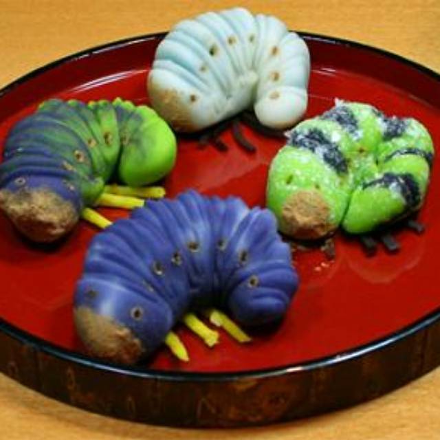 

Sushi in aluminium foil