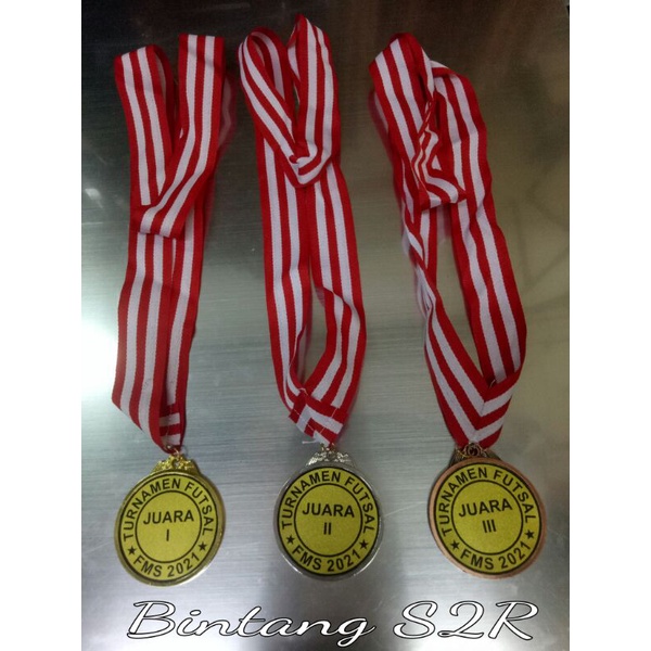 Mendali Emas,Perak,Perunggu..