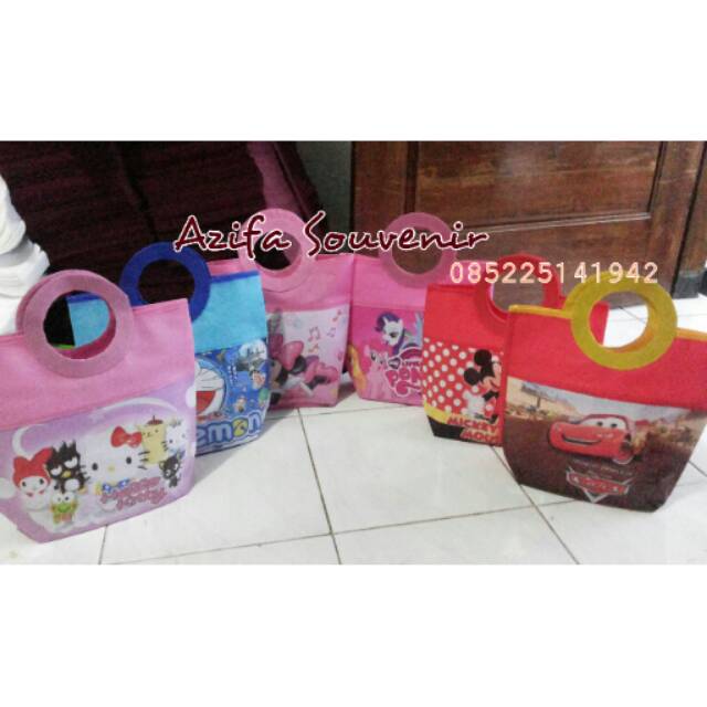 

GOODIE BAG / TAS PEGANGAN BULAT BANNER Karakter Kartun Souvenir Ulang Tahun / Ultah Anak Murah