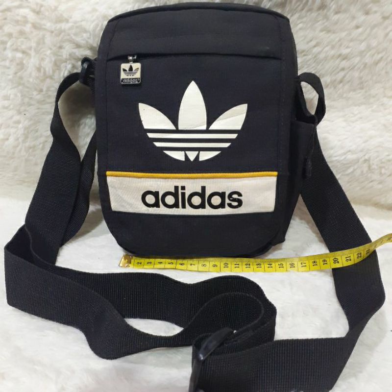 Tas Selempang Second / Preloved ADIDAS Cross Body