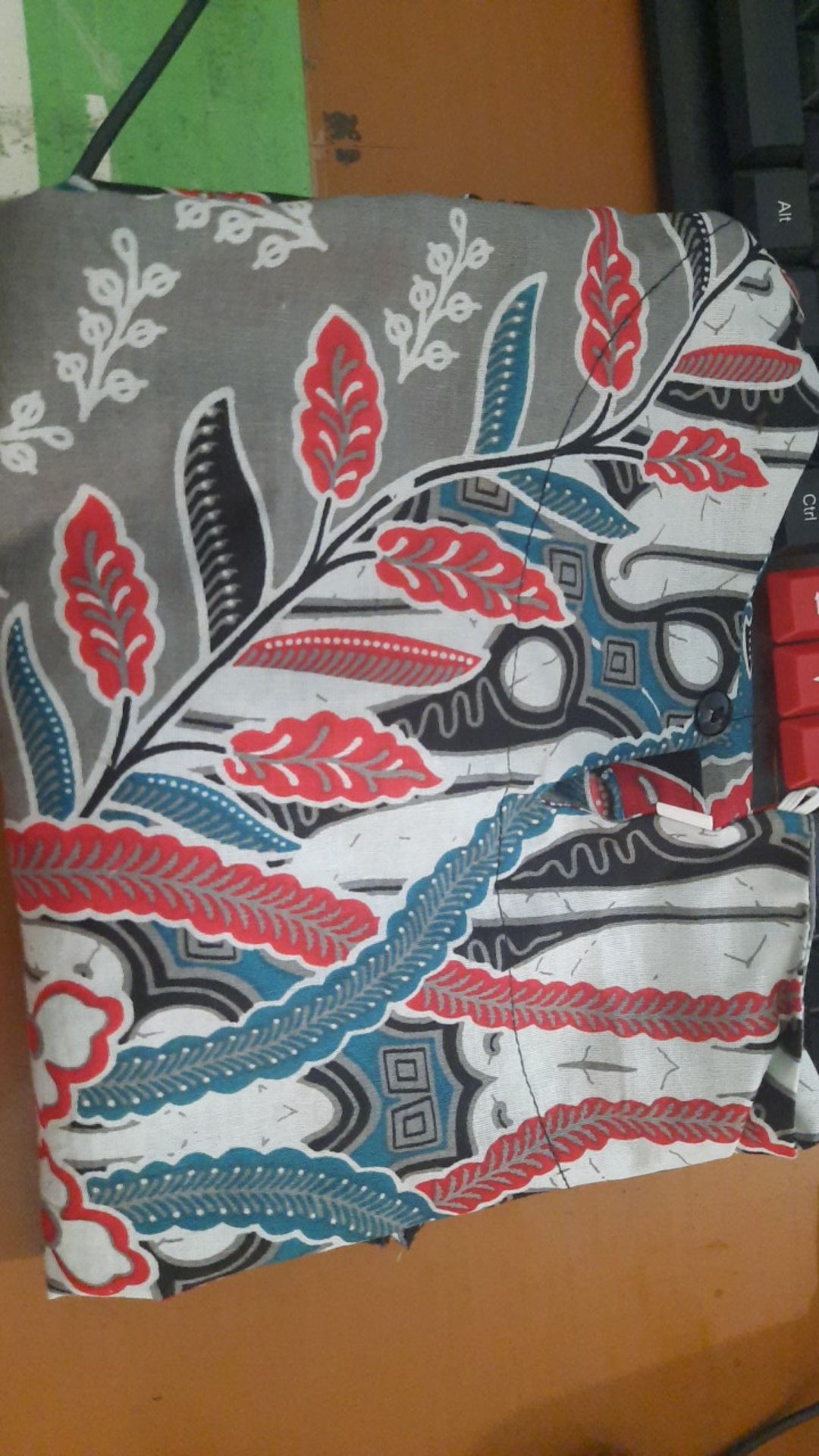 Maura Couple - Sania Ruffle Batik Couple Ori Ndoro Jowi Dnt Garansi Termurah Shopee  Selendang Merak