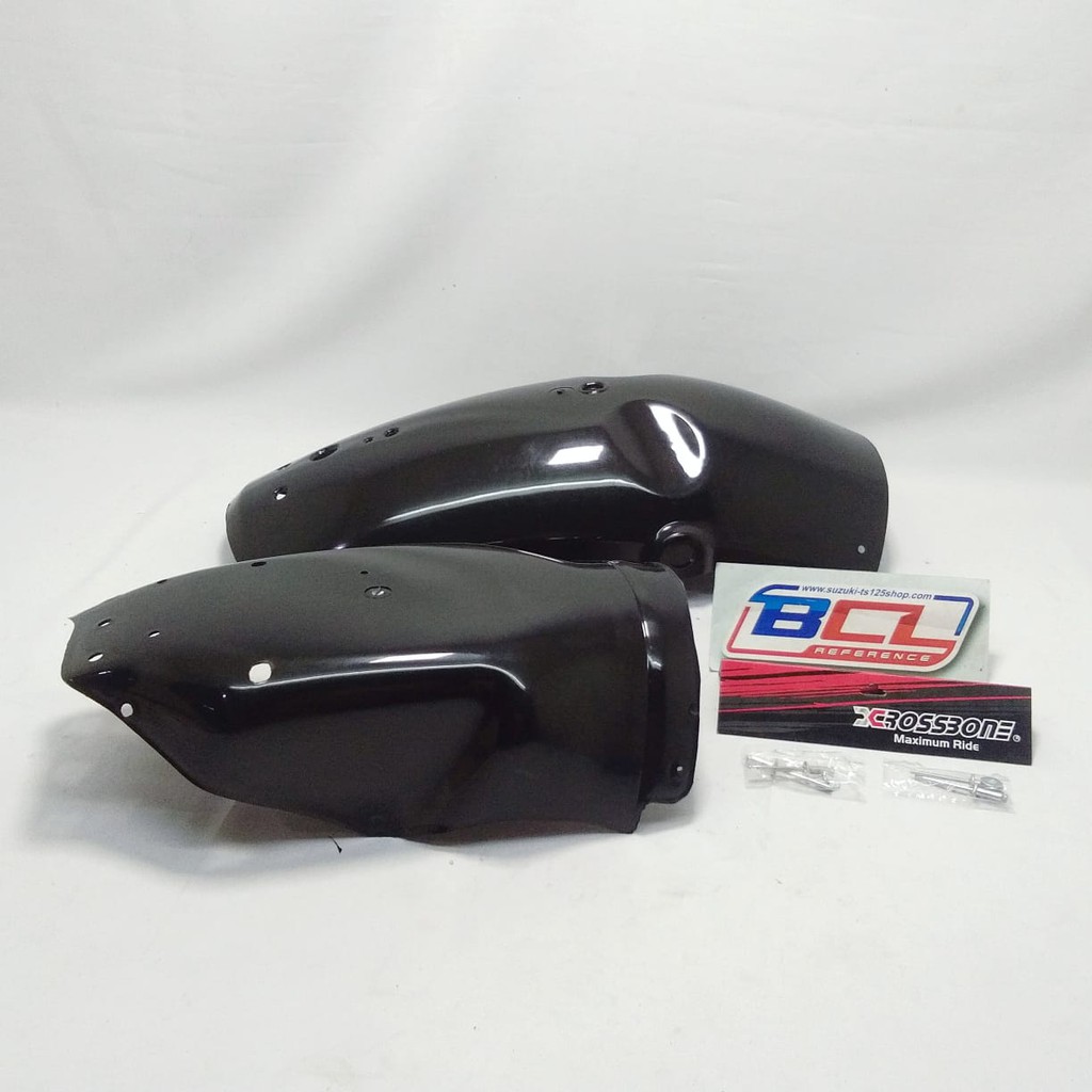 Spakbor Spatbor Belakang Rear Fender Non Ori TS 125 Hitam + Spakbor Kolong TS 125  Merk Crossbone