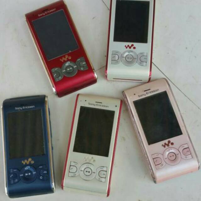 Sony Ericsson W595