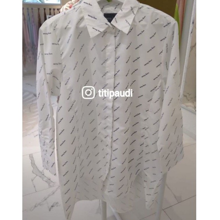Benang Jarum White All Over Printed Logo Shirt
