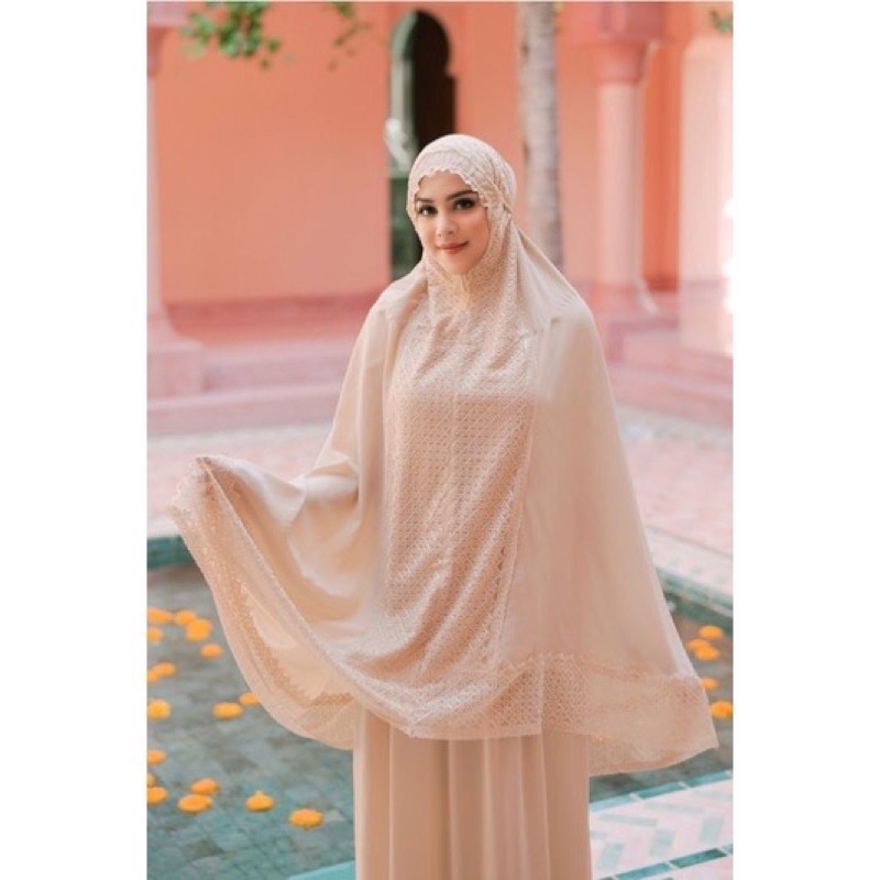 Signature Lace Prayer robe Khaki Buttonscarves