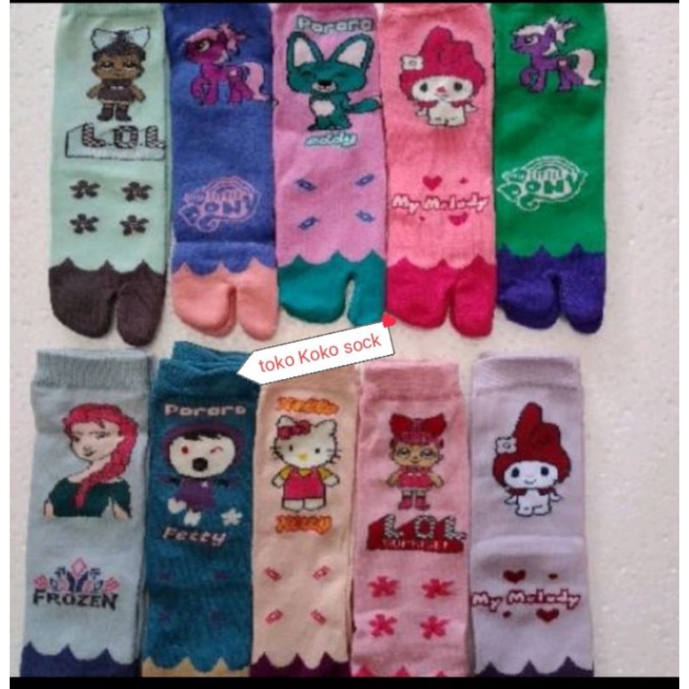 6 pasang kaos kaki JEMPOL motif anak TK-sd jng lupa pilih motif cewe atau cowo bahan nilon