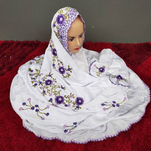 Mukena Terusan Semi Sutra