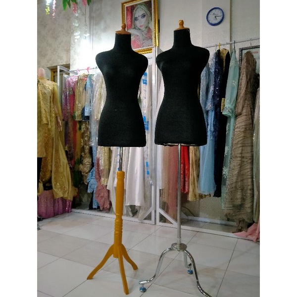 Patung Baju KAKI BESI BEKAS