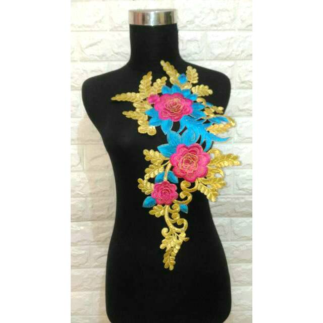 Renda bordir bunga liana timbul