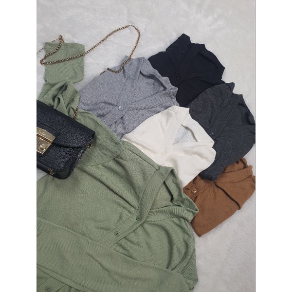 CROP TOP / CROP TOP RIB IMPOR / CROP TOP KANCING / ATASAN CROP TANGAN PANJANG / ATASAN CROP RIB IMPO