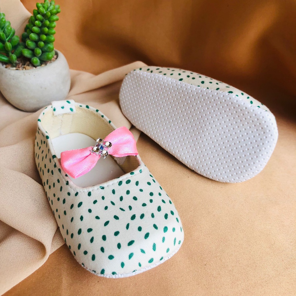 Sepatu PRE PITA Prewalker Bayi Perempuan Umur 0 Bulan - 12 Bulan Model Slip on Pita Baby Girl Lucu Murah PRE BINTIK PITA