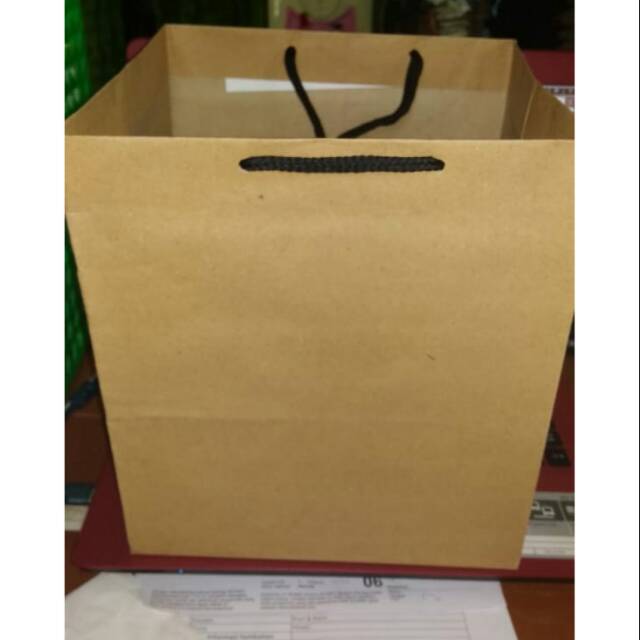 

Paperbag polos uk.P22*L22*T25 cm