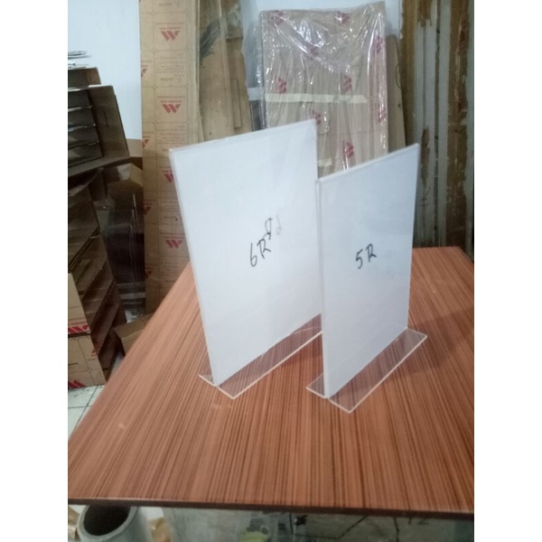 Frame foto akrilik, bingkai foto acrylic meja