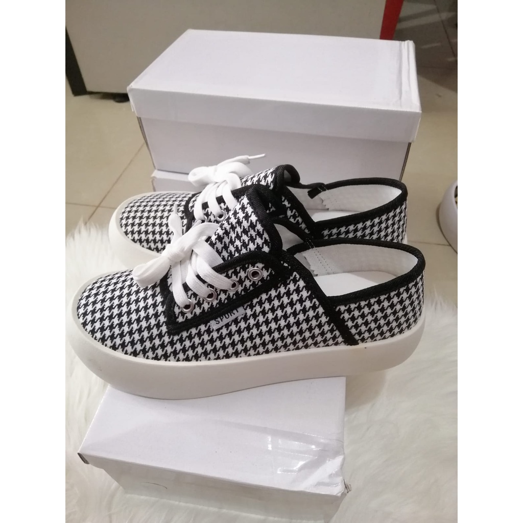 [LC] Sepatu Wanita 1424 Sepatu Wedges Belang SEDANG Keren Cantik COOL STYLE Sneakers Impor Batam