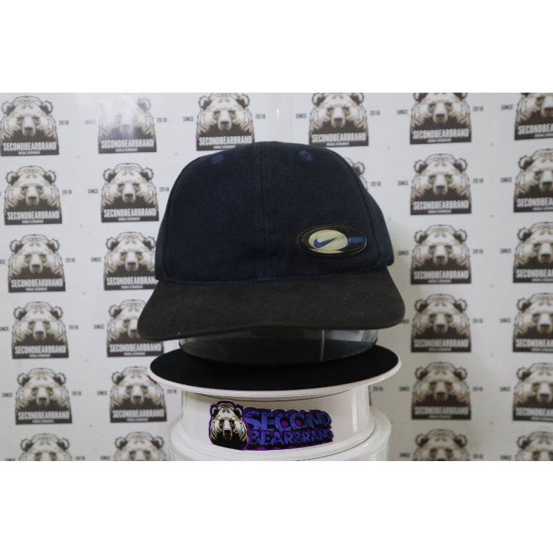 Topi nike vintage small bubble