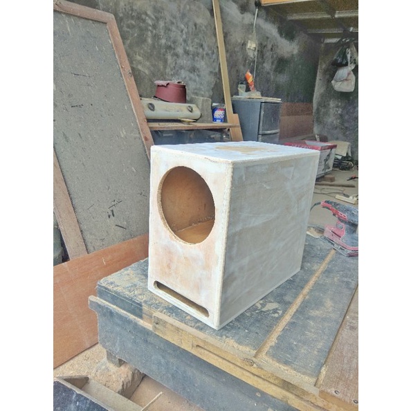 Box speaker 6 inch dan 8 inch Transmission line / Quarter wave