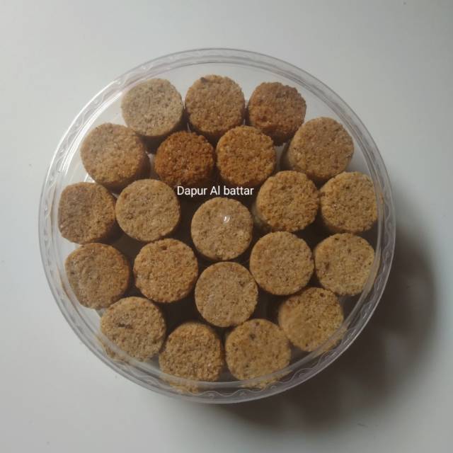 

Kue sagon/Jajanan lebaran
