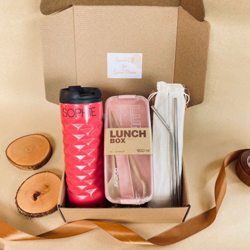 

Hampers happy birthday/hadiah guru/wedding