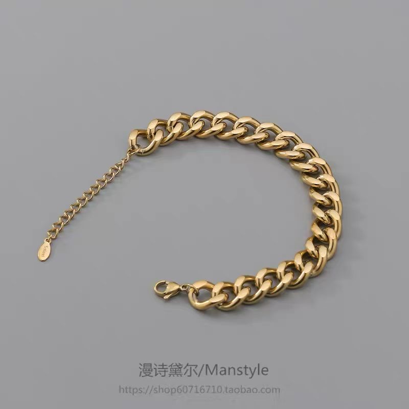 Gelang Tangan Rantai Wanita / Gelang Rantai Wanita Emas / Gelang Tangan Wanita Asli Titanium / Gelang Wanita Branded / Gelang Tangan Wanita Import / Gelang Tangan Wanita Terbaru