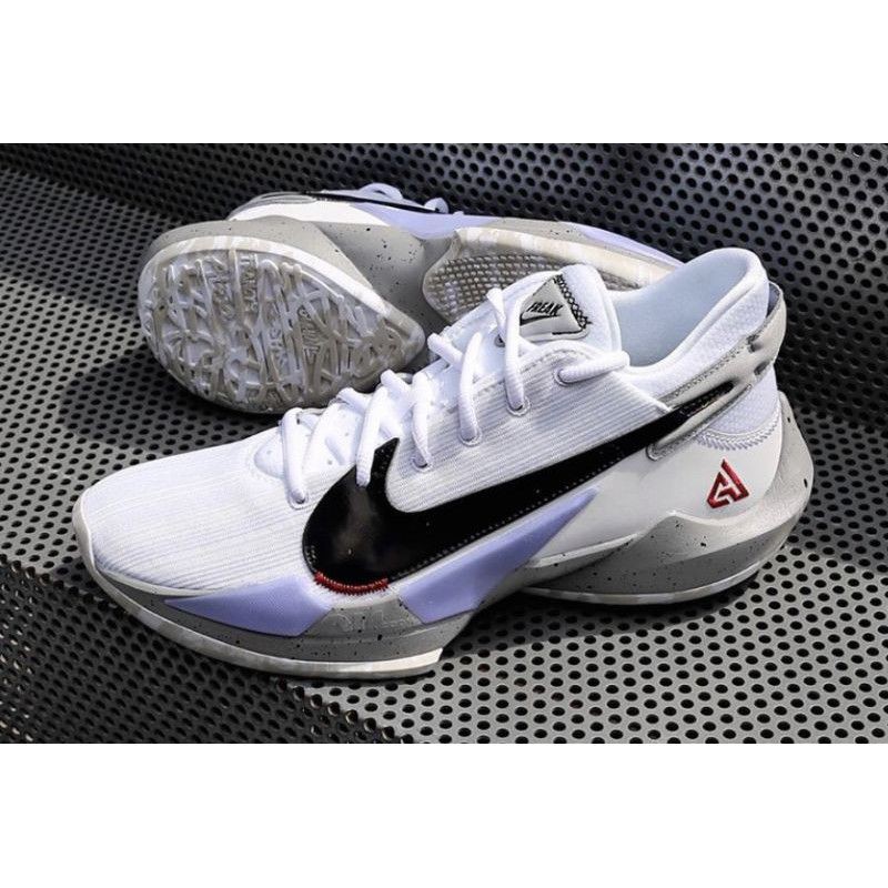 new puma basketball sneakers