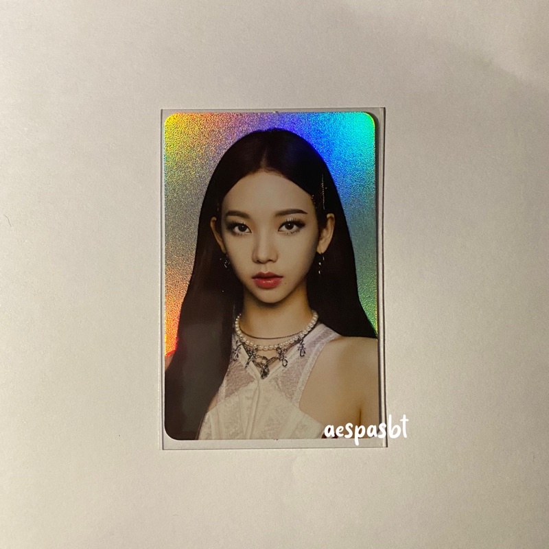 hologram savage era karina 4x6 postcard set standee holo aespa